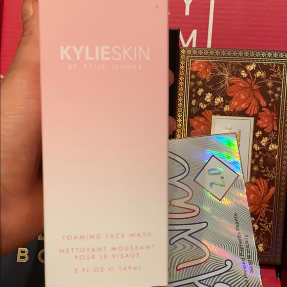 $40$❤️ Sale prices New 4 set of Eye shadow - Picture 2 of 8